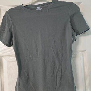 Skims Fits Everybody T-Shirt Gunmetal Sz L EUC